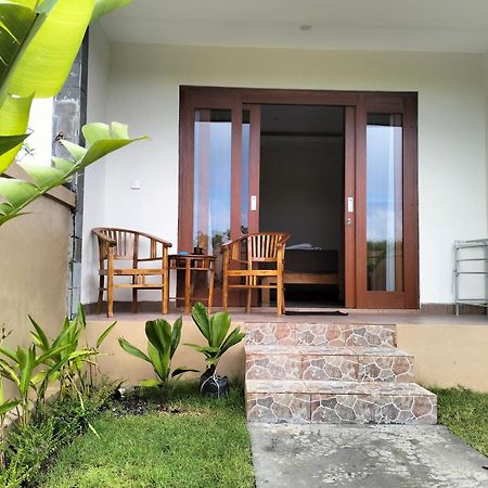 Danas Pandawa Homestay Унґасан Екстер'єр фото